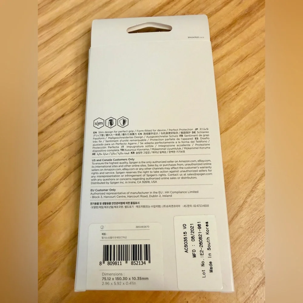 Spigen Liquid Crystal iPhone 6.1